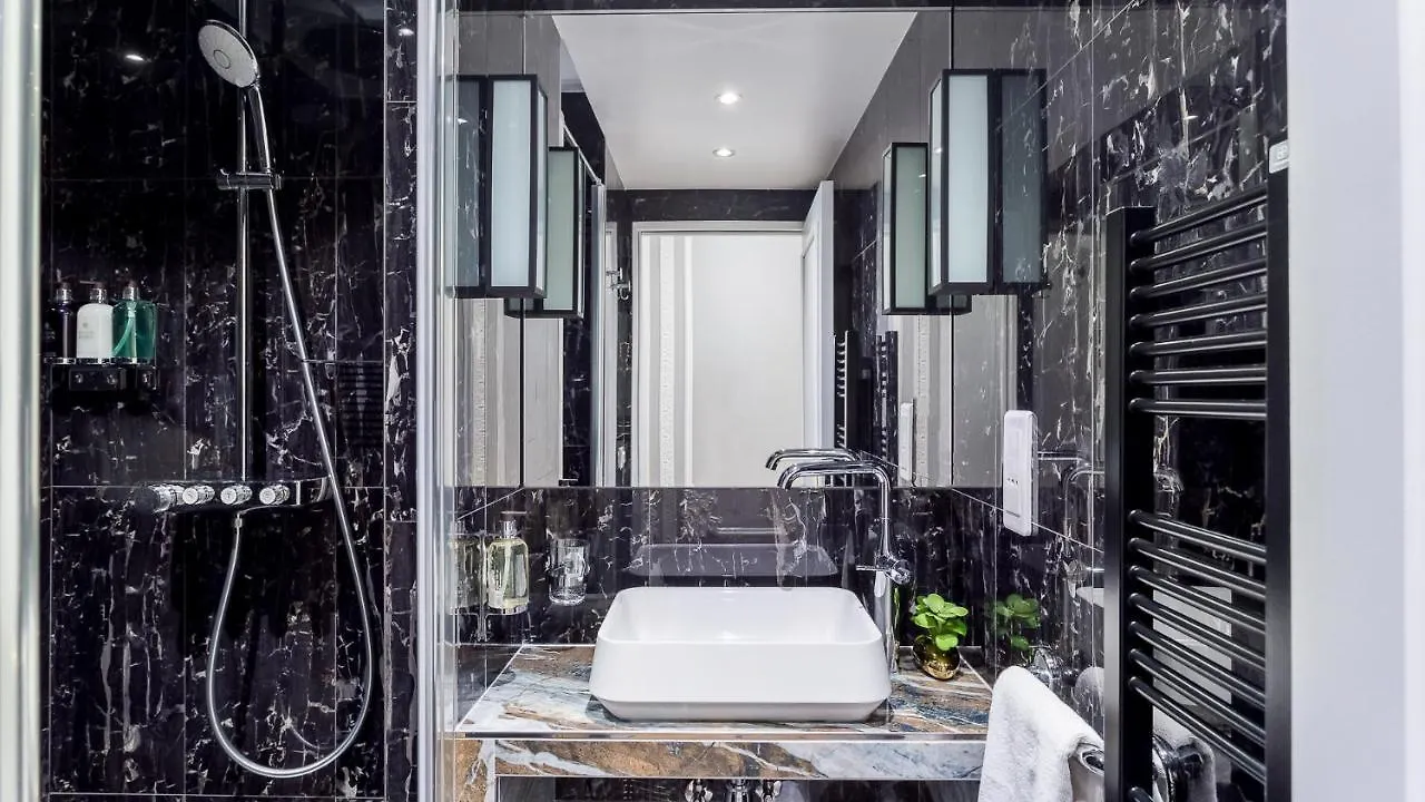Merveil - Signature Suite - Louvre - Victoria Paris