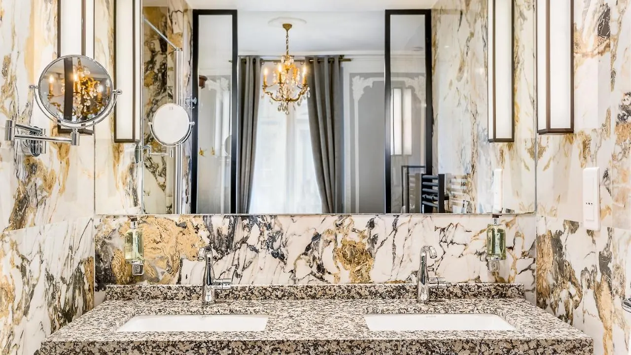 Merveil - Signature Suite - Louvre - Victoria Paris Apartment