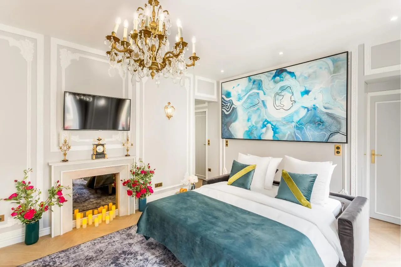 Merveil - Signature Suite - Louvre - Victoria Paris