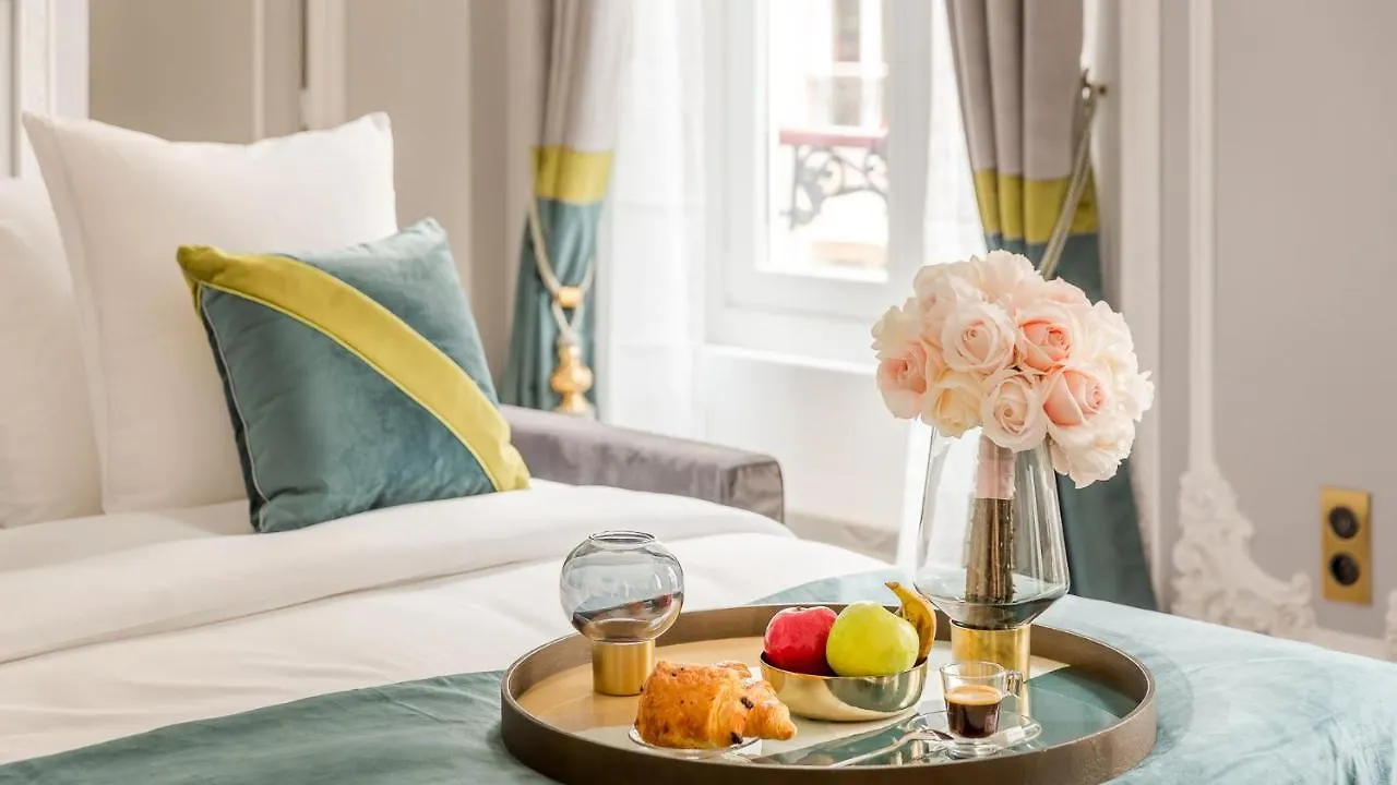 Merveil - Signature Suite - Louvre - Victoria Paris