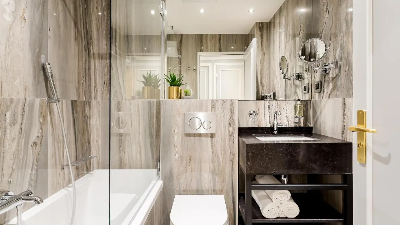 Merveil - Signature Suite - Louvre - Victoria Paris 0*,  France