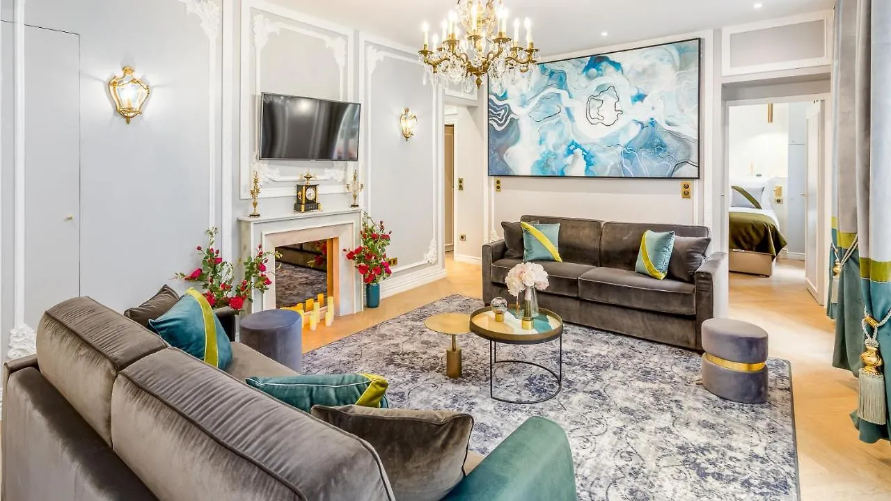 Merveil - Signature Suite - Louvre - Victoria Paris France