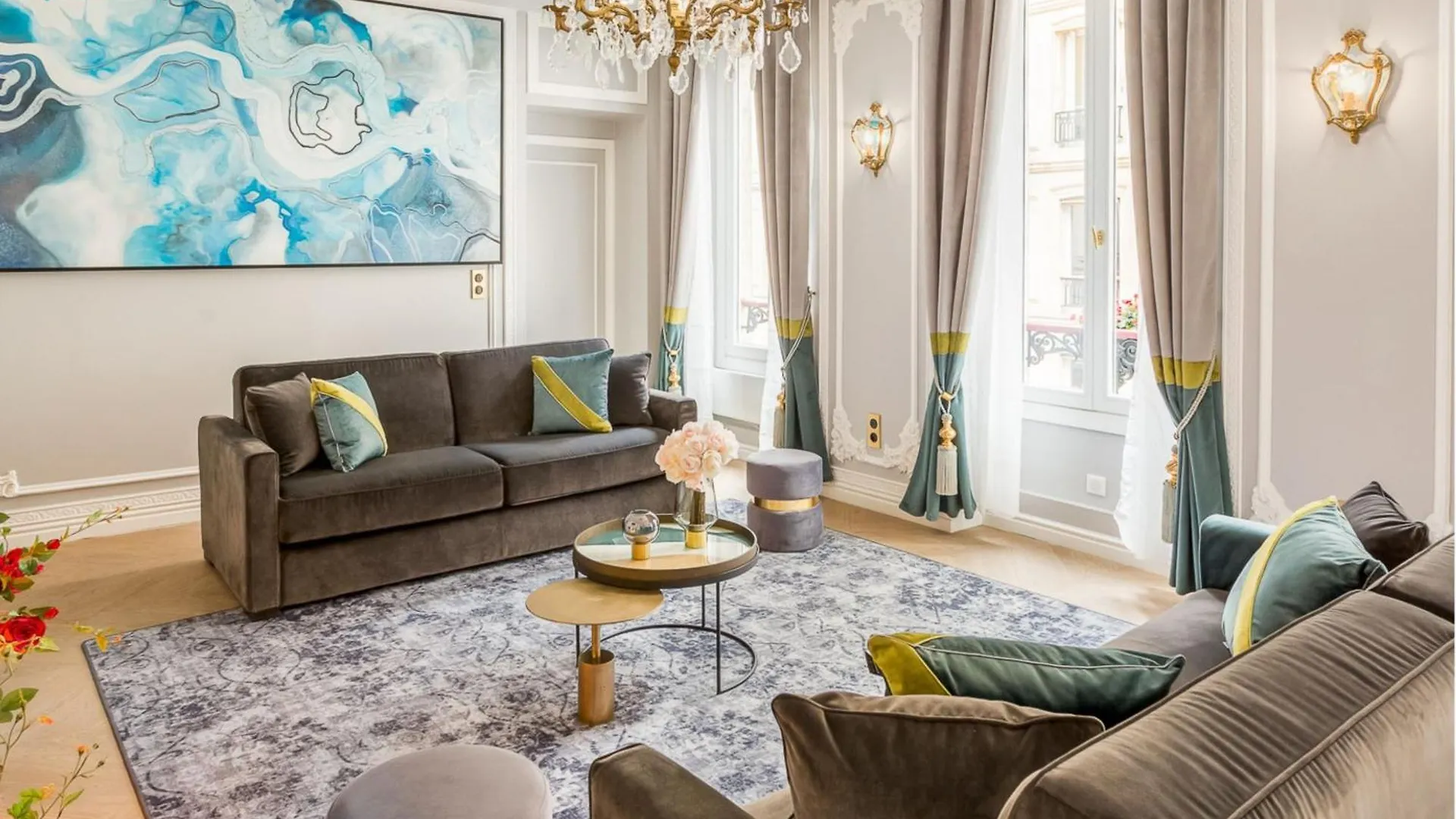Merveil - Signature Suite - Louvre - Victoria contacts