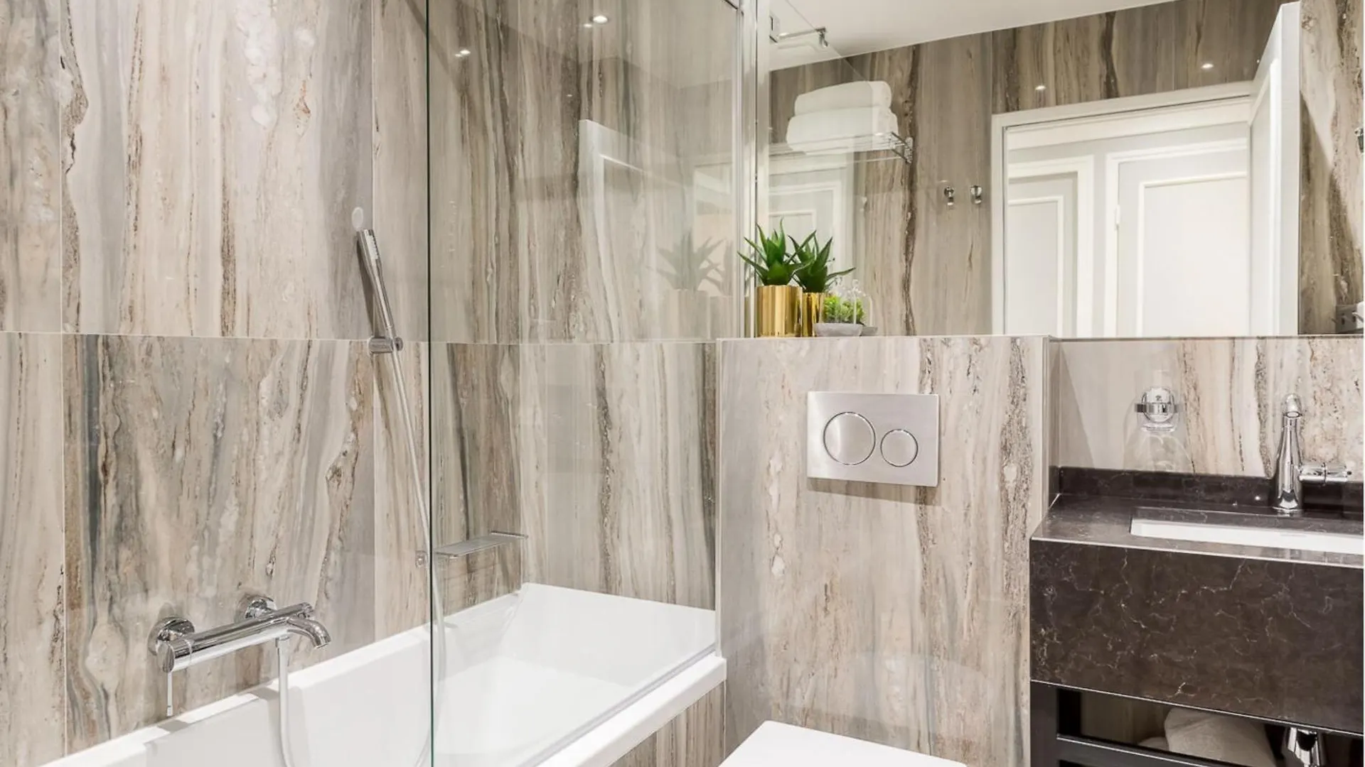 Merveil - Signature Suite - Louvre - Victoria Paris