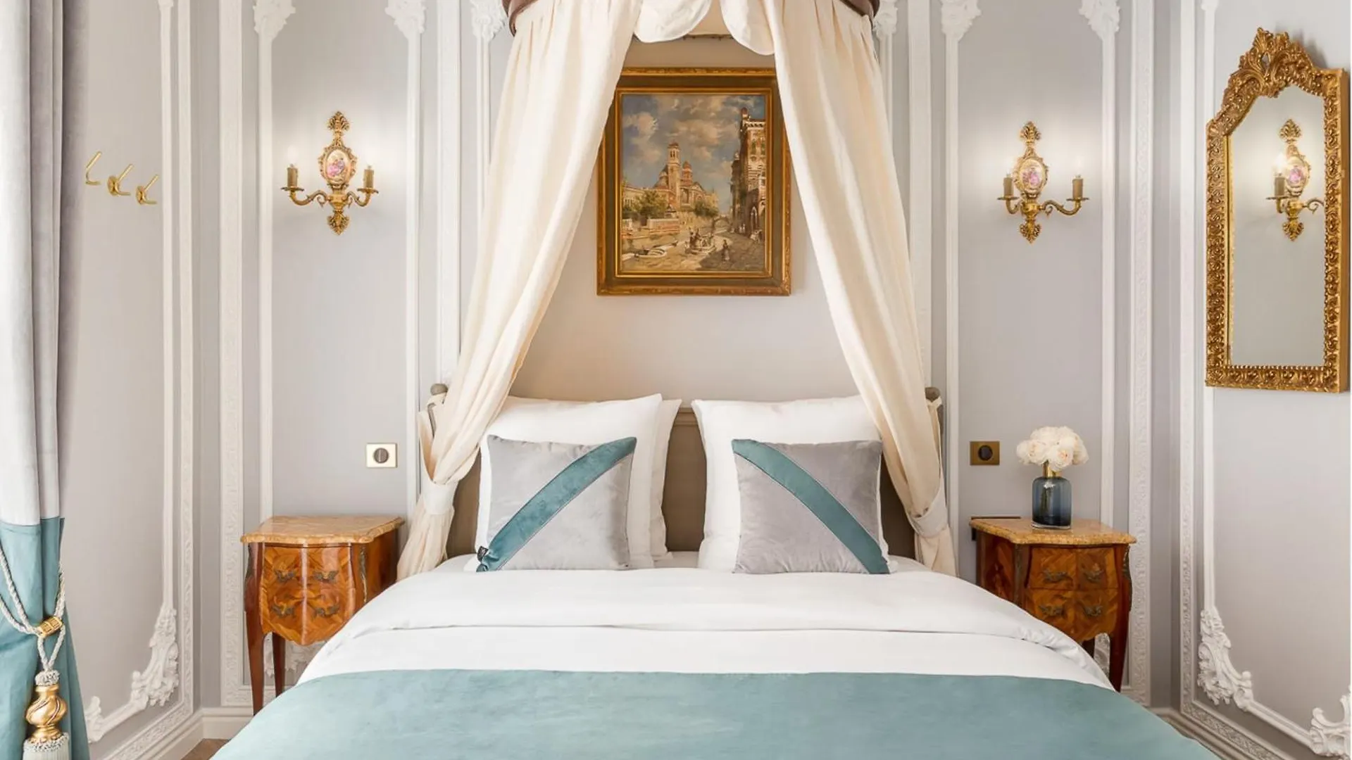 Merveil - Signature Suite - Louvre - Victoria Paris Apartment