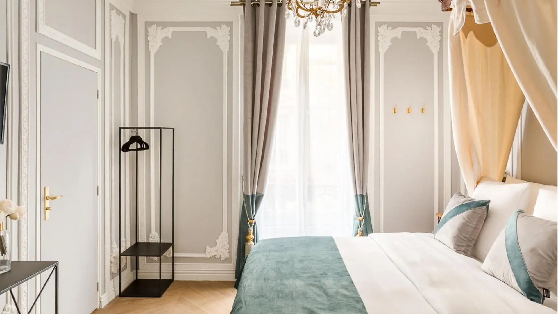 Merveil - Signature Suite - Louvre - Victoria Paris